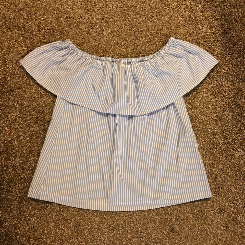 Off-shoulder top